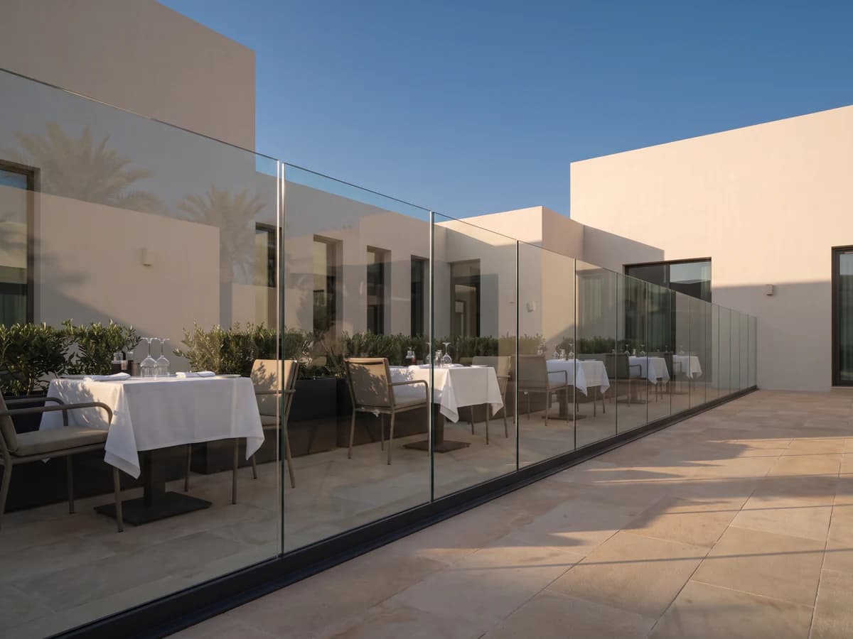 DOPPIO, Terrace windbreak